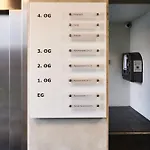 Adapt 公寓式酒店 3*