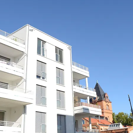 Adapt Aparthotel