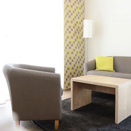 Adapt Aparthotel