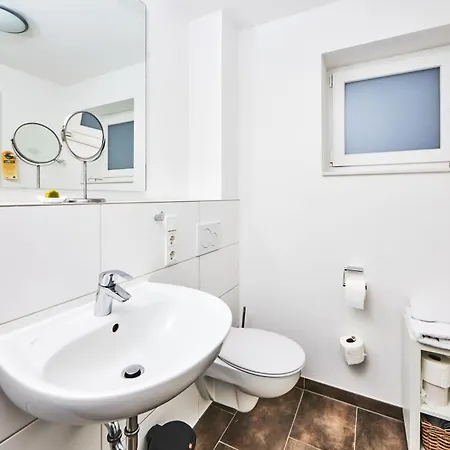 Aparthotel Adapt 3*
