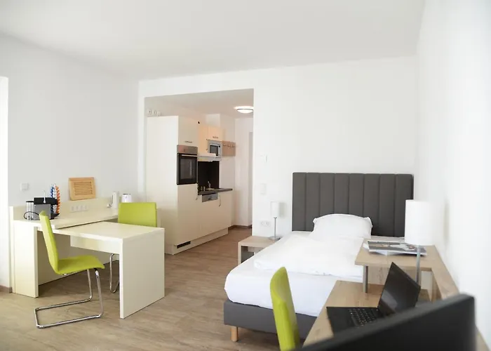 Adapt Apartmanhotel 3*